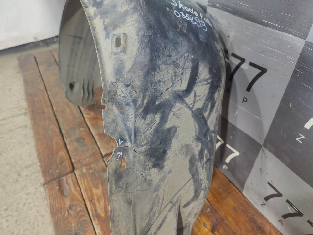 Подкрылок задний левый Skoda Fabia 2 07-14 Б/У Оригинал 5J6810971