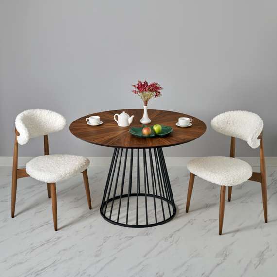 Стул Mod белый искусственный мех с ножками цвета орех