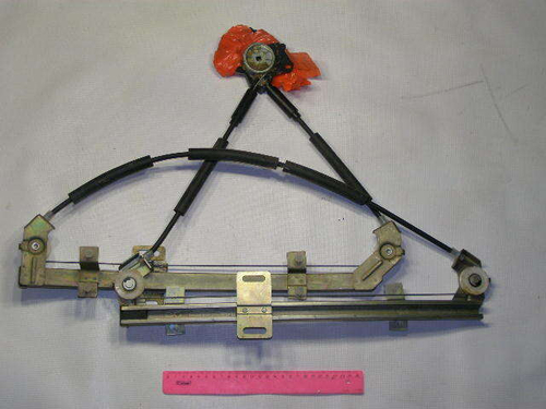 Стеклоподъем. электр. /1118, 2190/ перед. левый (Киров)