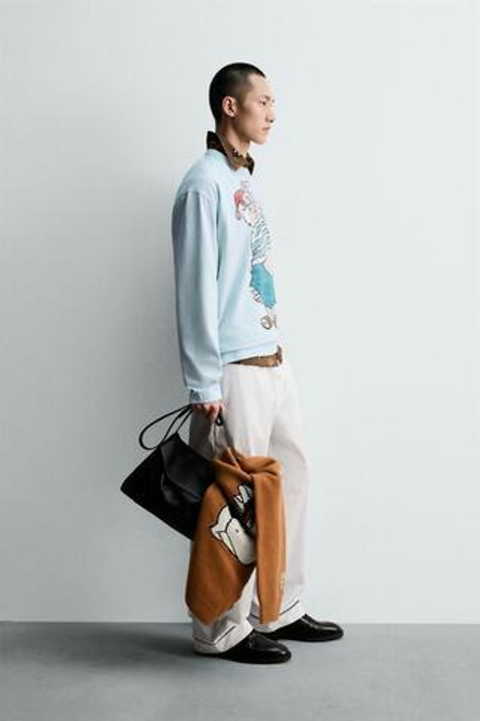 ZARA Х HARRY LAMBERT ФУТБОЛКА С ИЗОБРАЖЕНИЕМ МИСТЕРА СМИТА, ГОЛУБОЙ