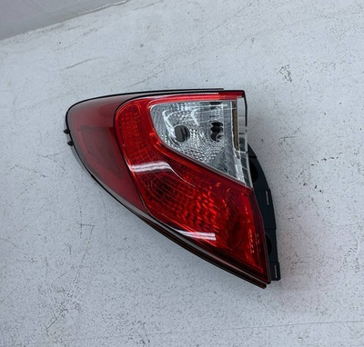 Фонарь крыла левый 81561-F4011 81561F4011