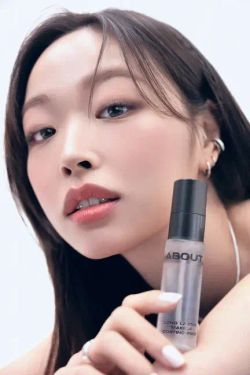 ABOUT TONE Лёгкий увлажняющий спрей для фиксации макияжа Long Lasting Makeup Coating Fixer
