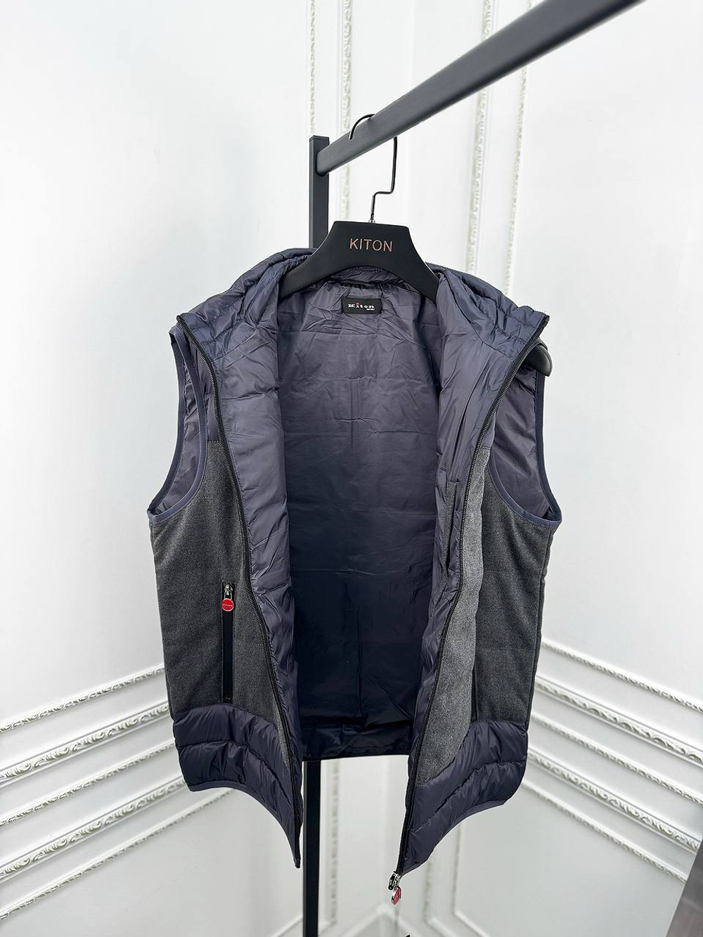 Безрукавка Kiton