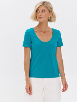 Футболка с глубоким круглым декольте