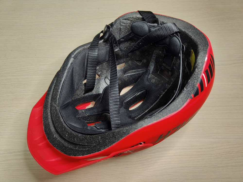 Шлем велосипедный WEAPON ATTACK MTB HELMET (100% original)