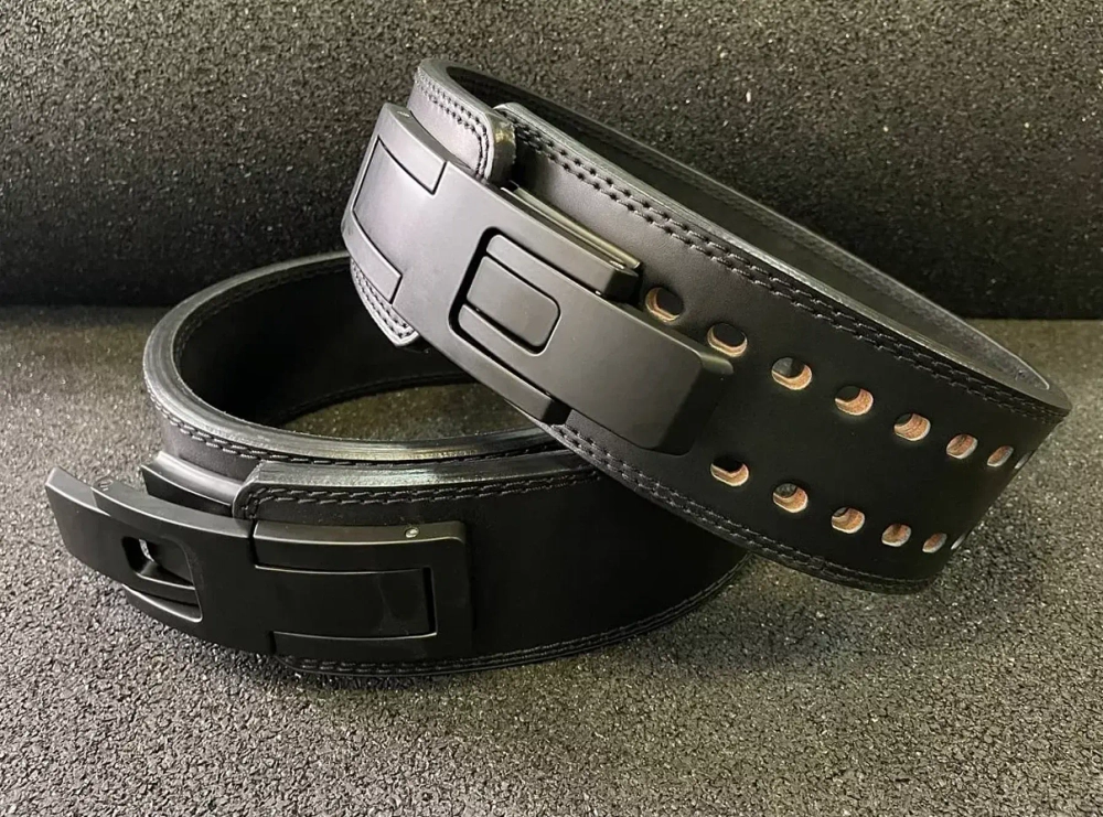 Пояс с карабином из кожи XL