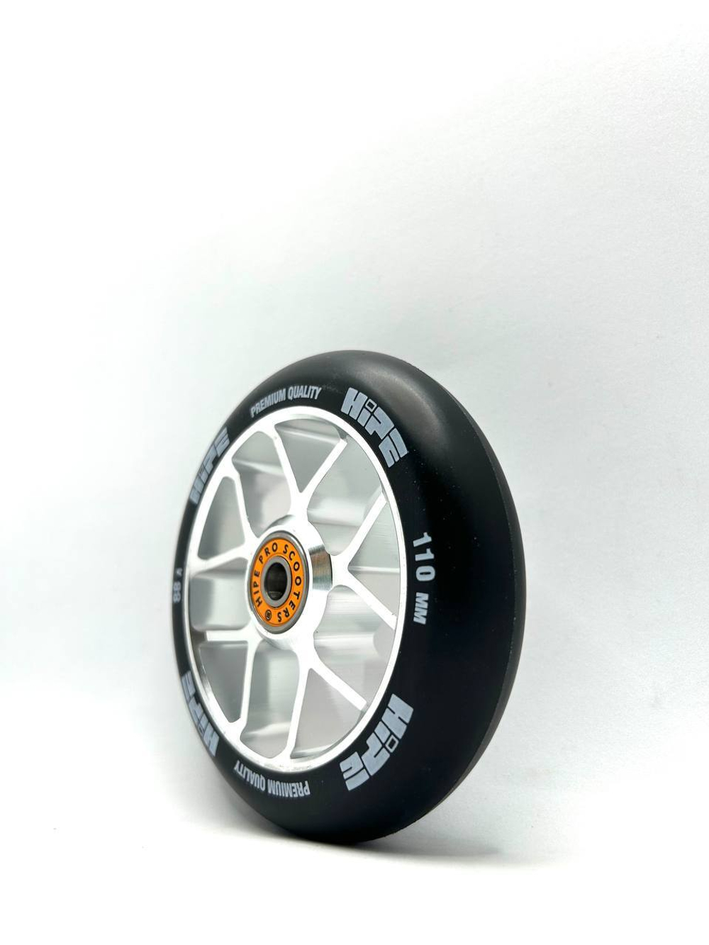 Колесо HIPE H10, 110х24 серебрянный/черный