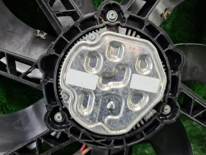 Диффузор с вентилятором VW Golf 7 (2012-2017)