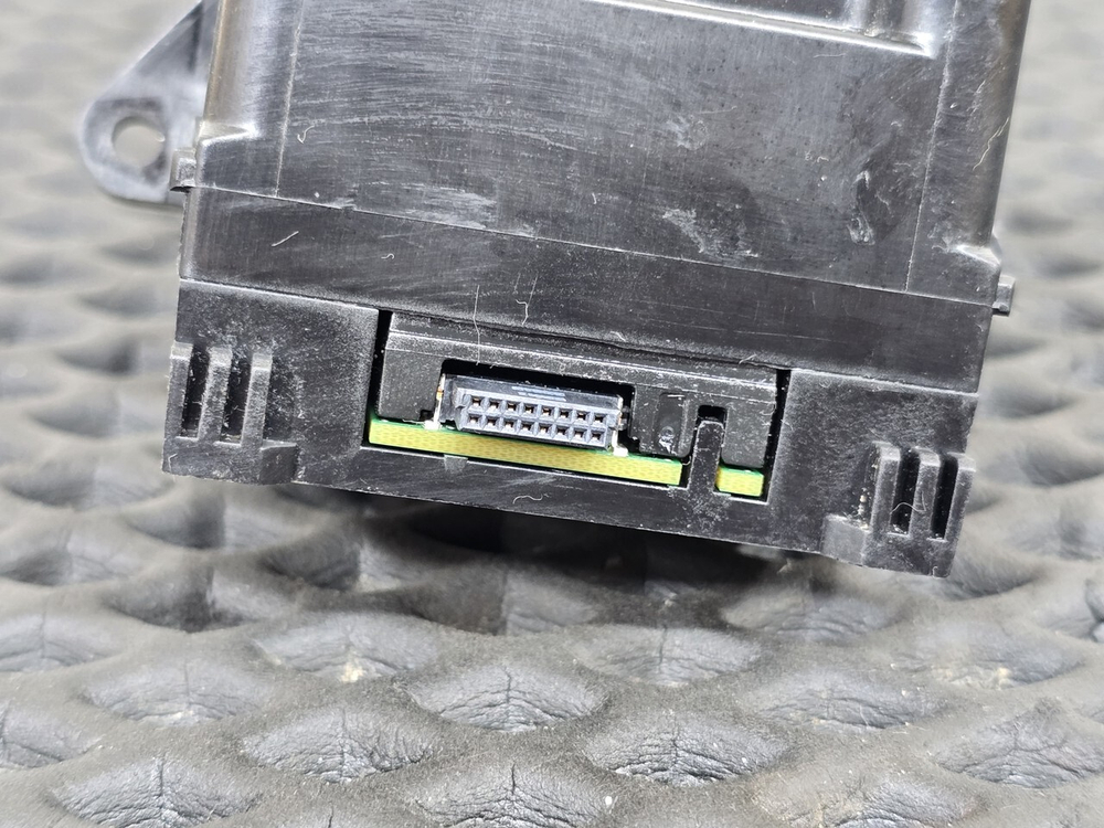 Переключатель подрулевой правый 2023г