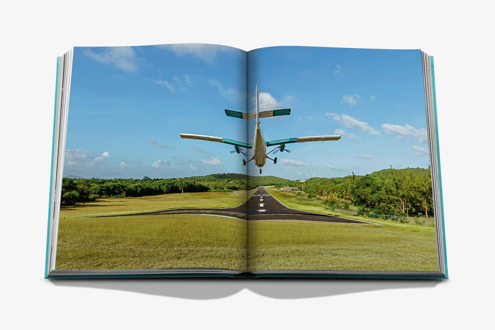 Книга MUSTIQUE ICON (Изд-во Assouline, англ. яз, твердый переплет)