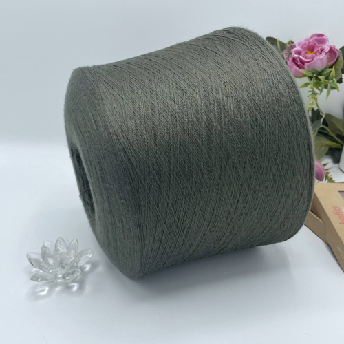 Filati Italiana 52% вискоза 28% полиэстер 20% эластичный полиамид