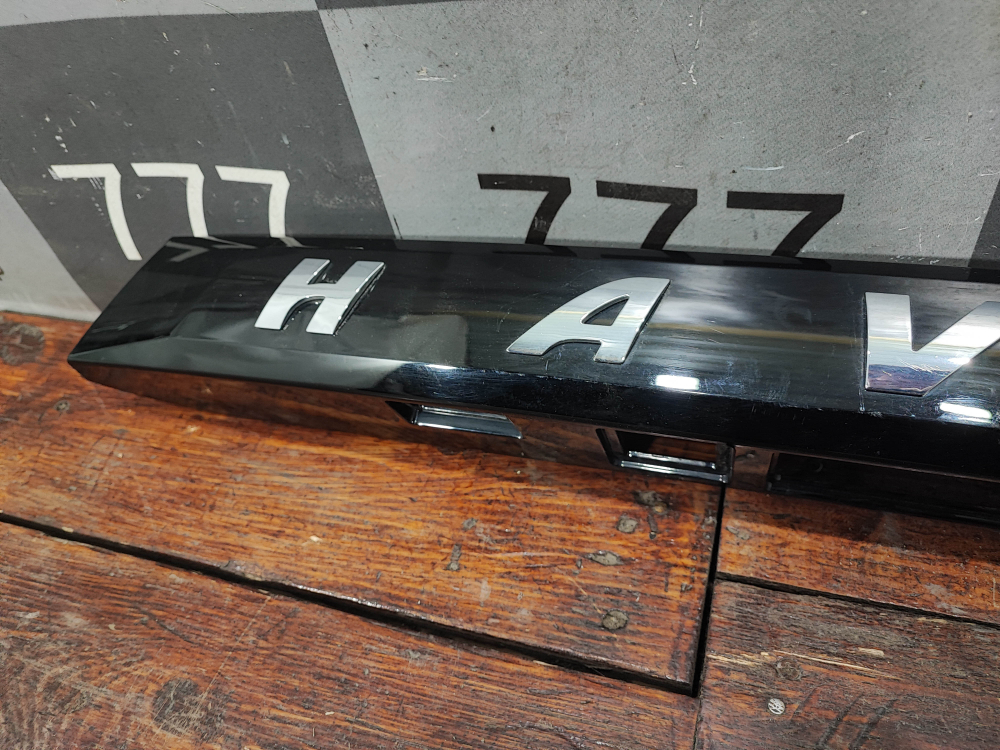 Накладка крышки багажника Haval Dargo 22-нв Б/У Оригинал 5506100XKN43A