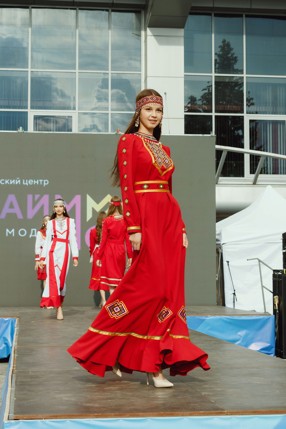 Платье «Чегеç» (Коллекция «Нарспи»)