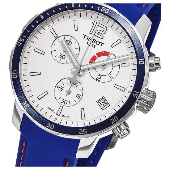 Tissot T095.449.17.037.00 Мужские швейцарские часы посвящены футболу, с хронографом на ремешке T-Sport Quickster близко