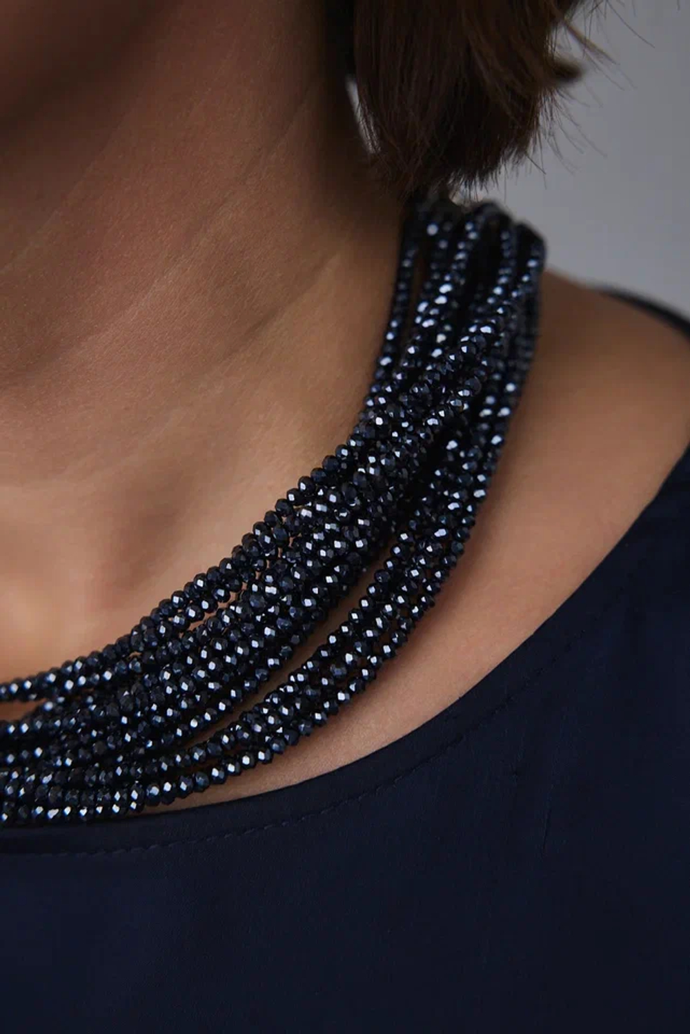 Колье "Венеция"из венецианского стекла бисерной огранки, цвет чернильный