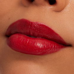 MAC Cosmetics MACximal Sleek Satin Lipstick - Кремовая помада увлажняющая оттенок Left on Red, 3 g