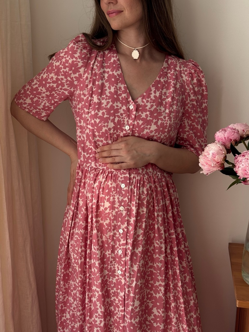 Платье Шарлотта для беременных и кормящих, Пудровый с розовыми цветами