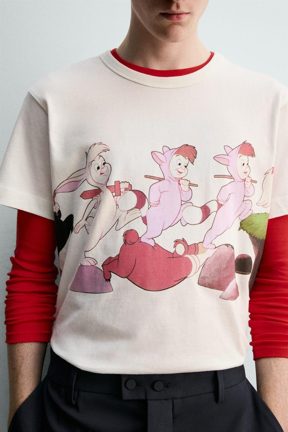 ZARA Х HARRY LAMBERT ФУТБОЛКА С ПРИНТОМ LOST BOYS ПИТЕР ПЭН, ЖЕЛТОВАТО-БЕЛЫЙ