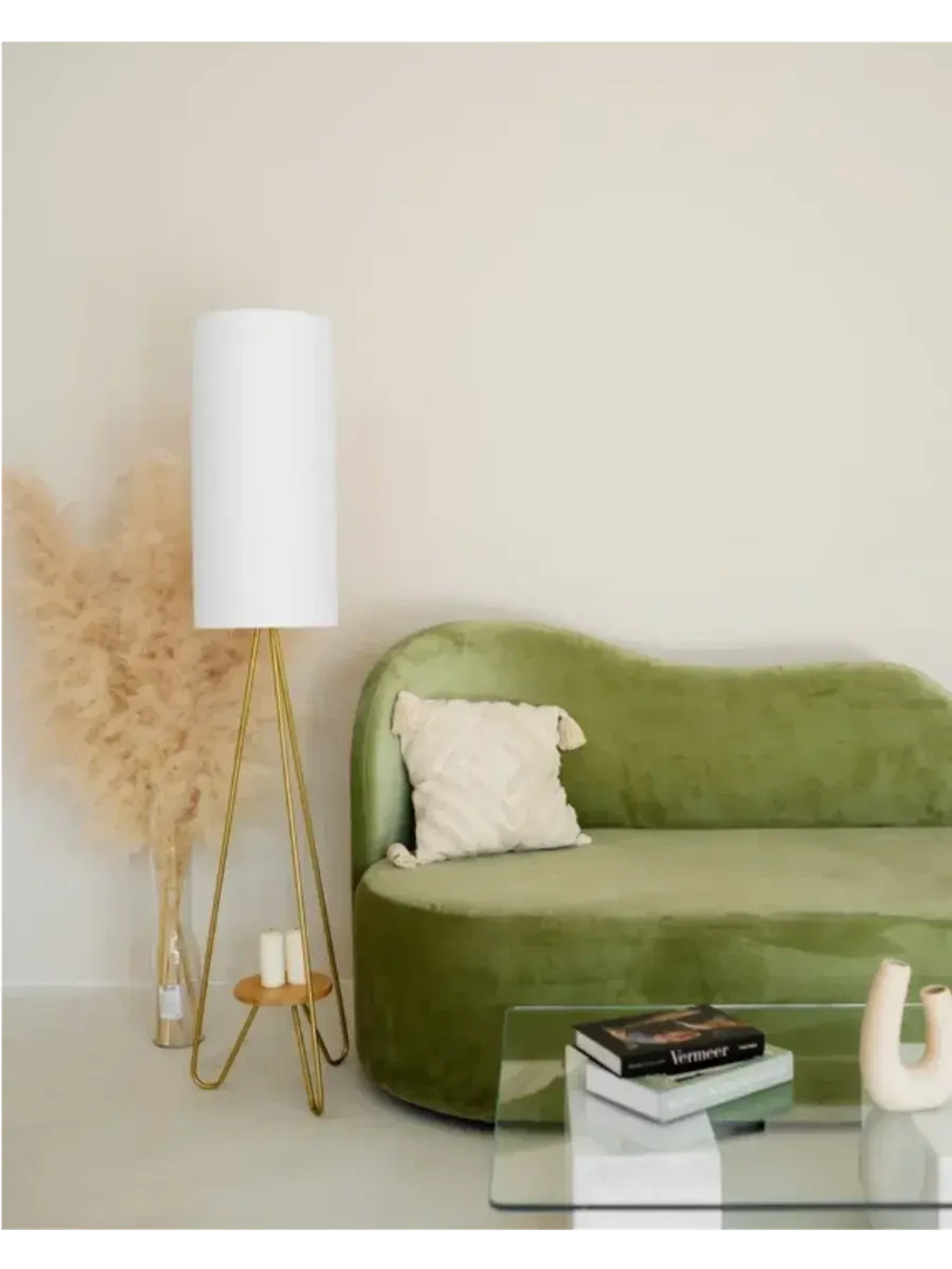 Торшер напольный с абажуром в гостиную современный