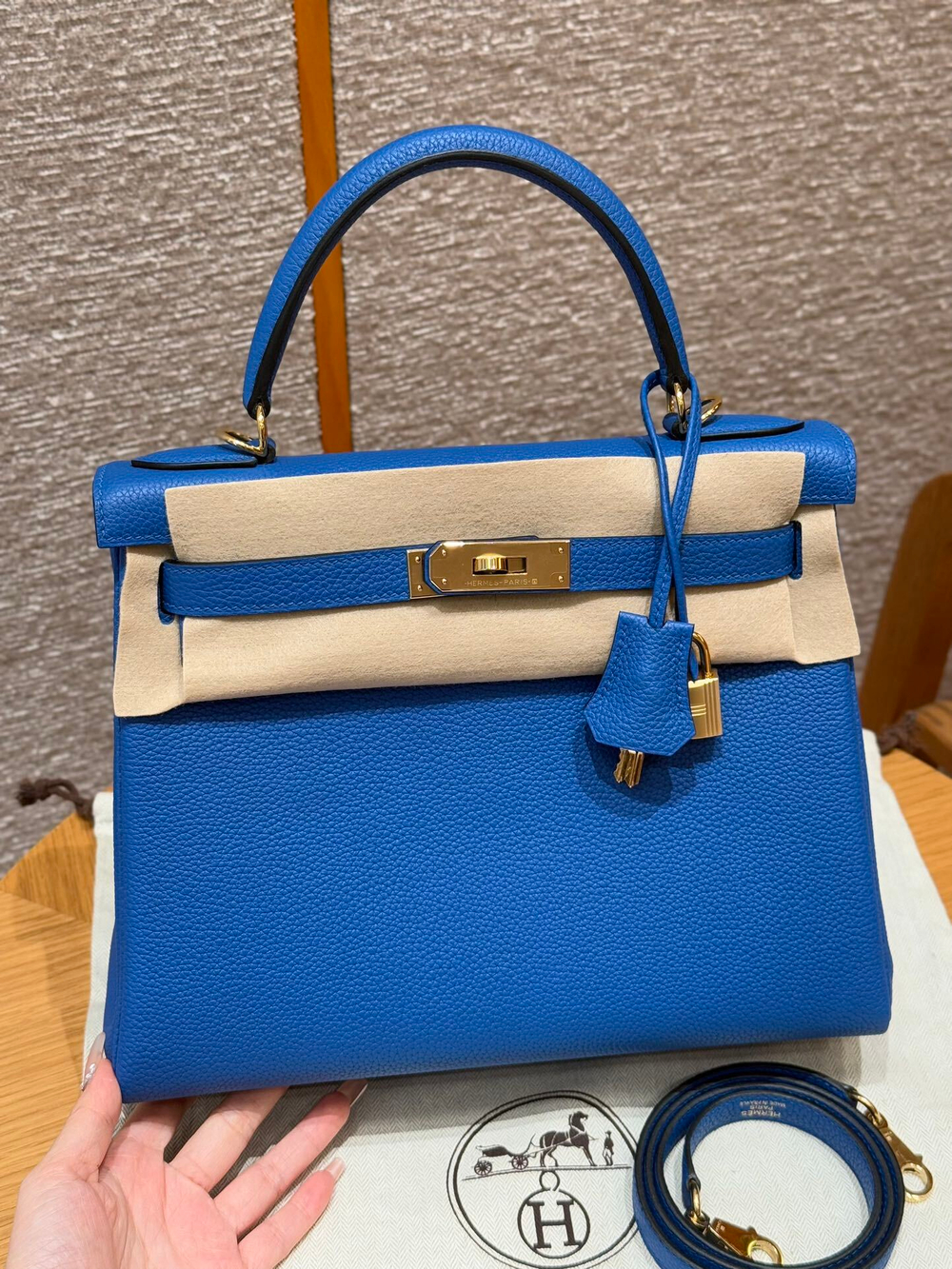 Hermes Kelly 28