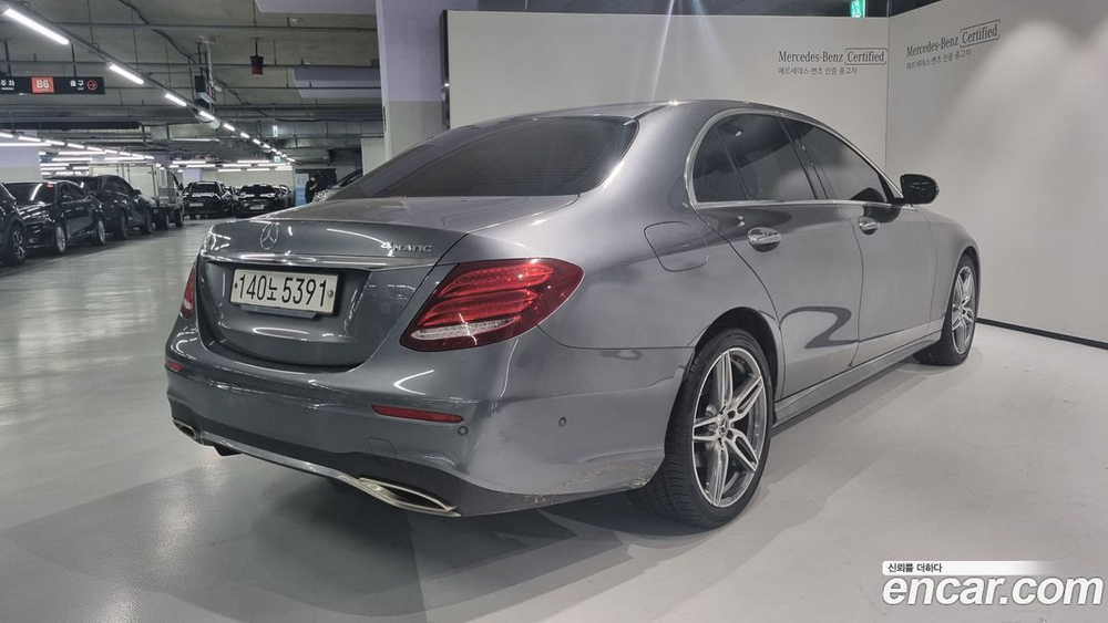 Mercedes-Benz E-Class W213 E300 4MATIC AMG Line (06.2020)