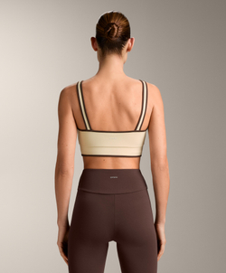 Oysho Топ Comfortlux с контрастными деталями, ванильный