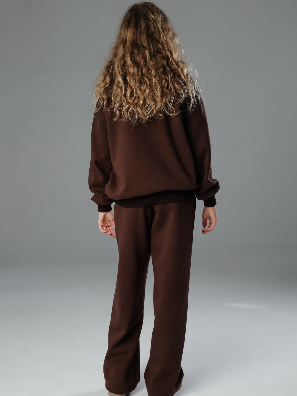 Костюм с эко-мехом шоколадного цвета unisex