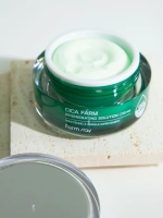 FARMSTAY - КРЕМ ДЛЯ ЛИЦА С ЭКСТРАКТОМ ЦЕНТЕЛЛЫ CICA FARM REGENERATING SOLUTION CREAM, 50 МЛ.