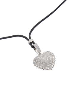 Подвеска сердце в камнях на шнурке