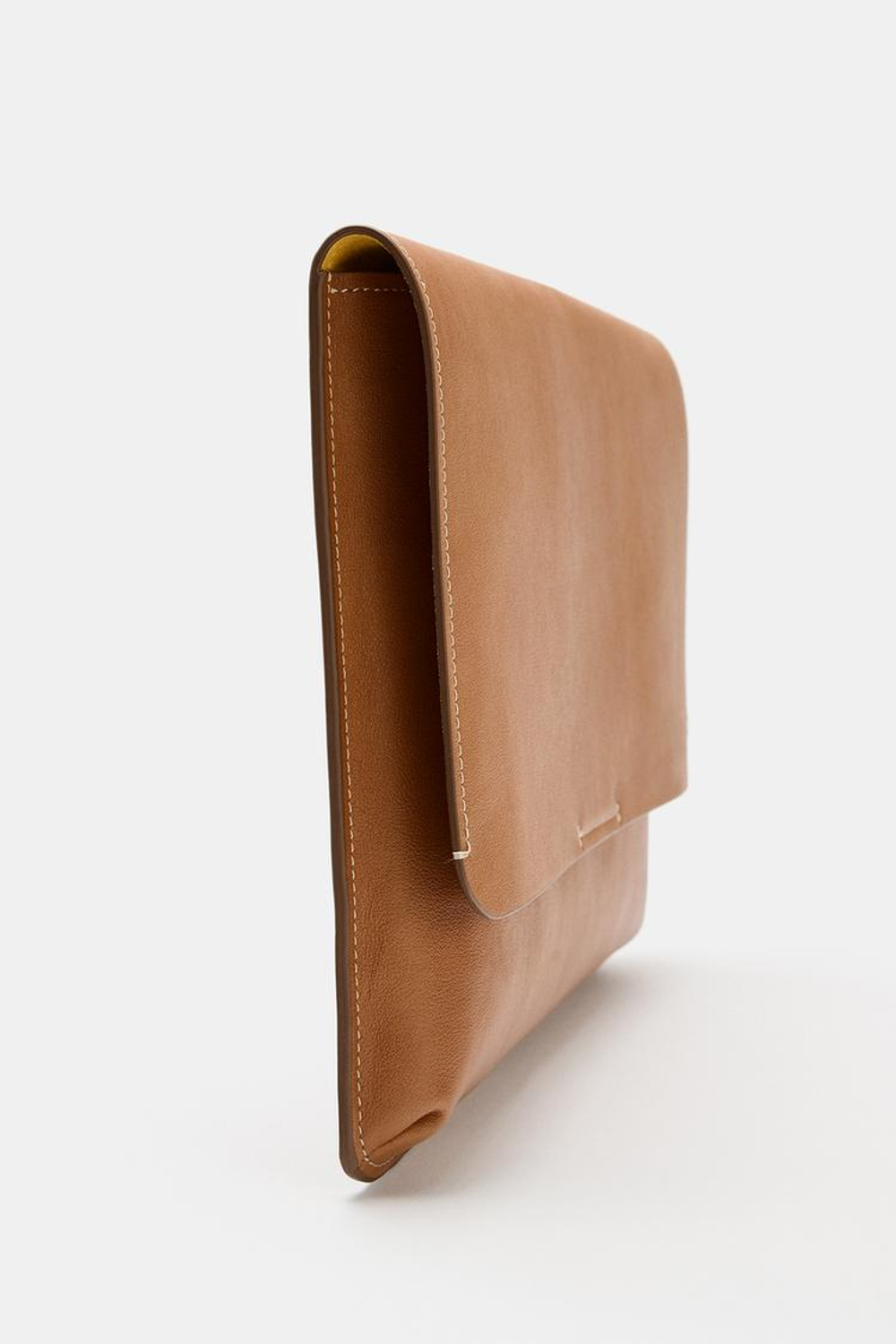 ZARA КОЖАНЫЙ ЧЕХОЛ ДЛЯ IPAD, КОРИЧНЕВЫЙ