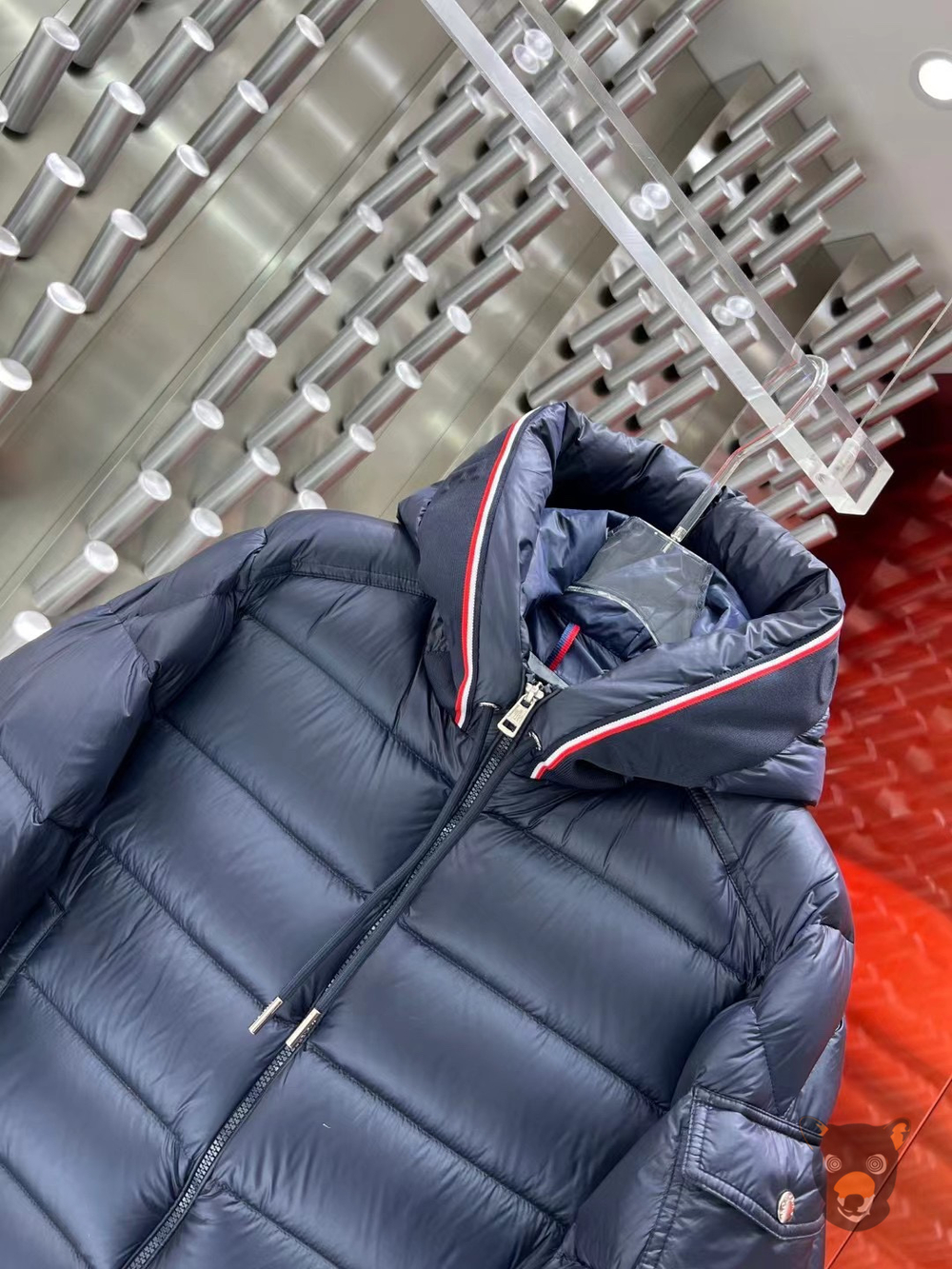 Пуховик Moncler