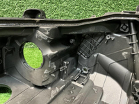 Стекло и корпус фары Toyota Camry xv70 (2017-2021)