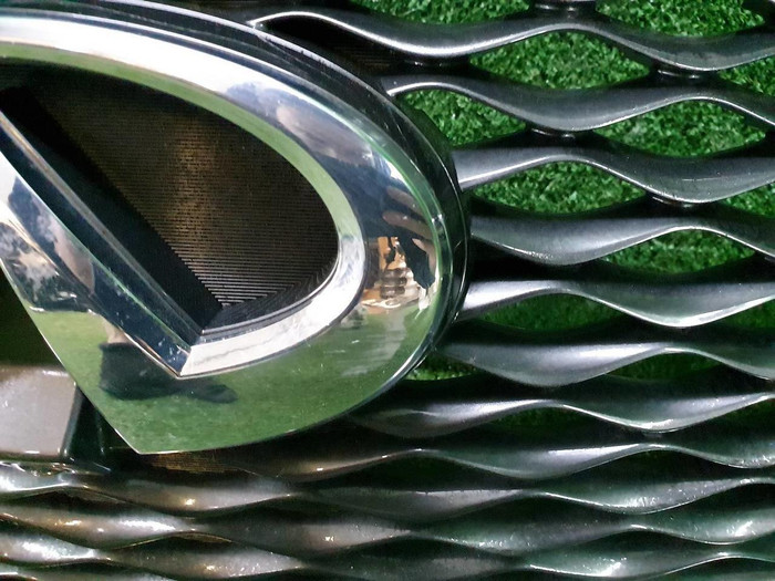 Решетка радиатора Infiniti QX60 (2016-2020)