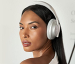 Bose Noise Cancelling Headphones 700 бел