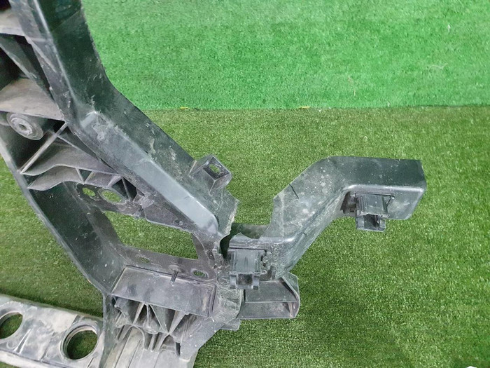 Телевизор Hyundai Santa Fe 4 TM (2020-2024)