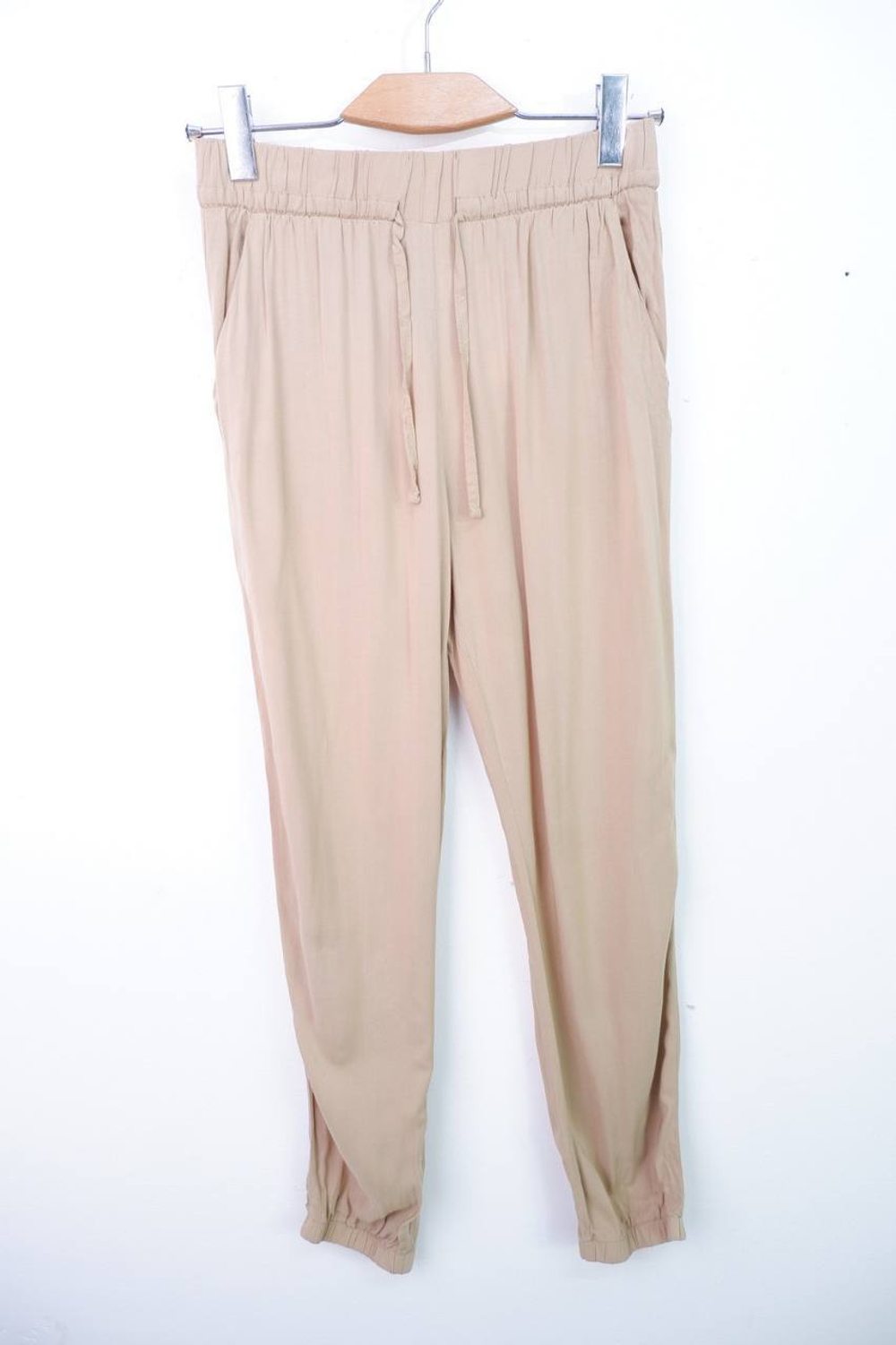 Брюки Terranova свободного кроя, маркировка М, визуально на 46 размер