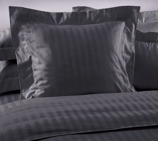 Двуспальный с европростынёй комплект постельного белья Профитроли Страйп-сатин 2 нав.