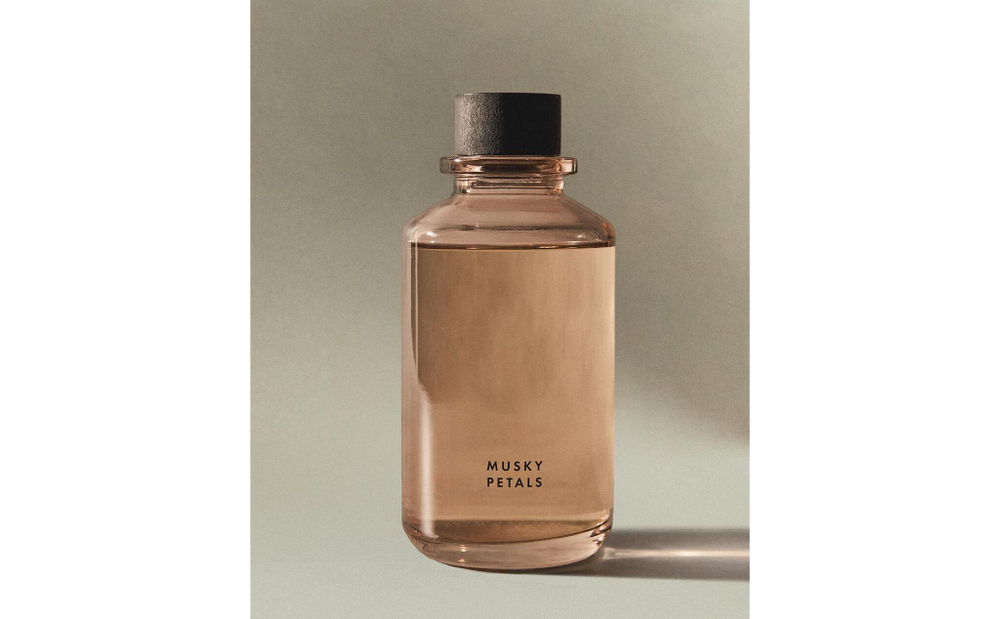 Zara Home MUSKY PETALS REED DIFFUSER — ароматический диффузор с тростниковыми палочками, Мускусные Лепестки, 190 мл