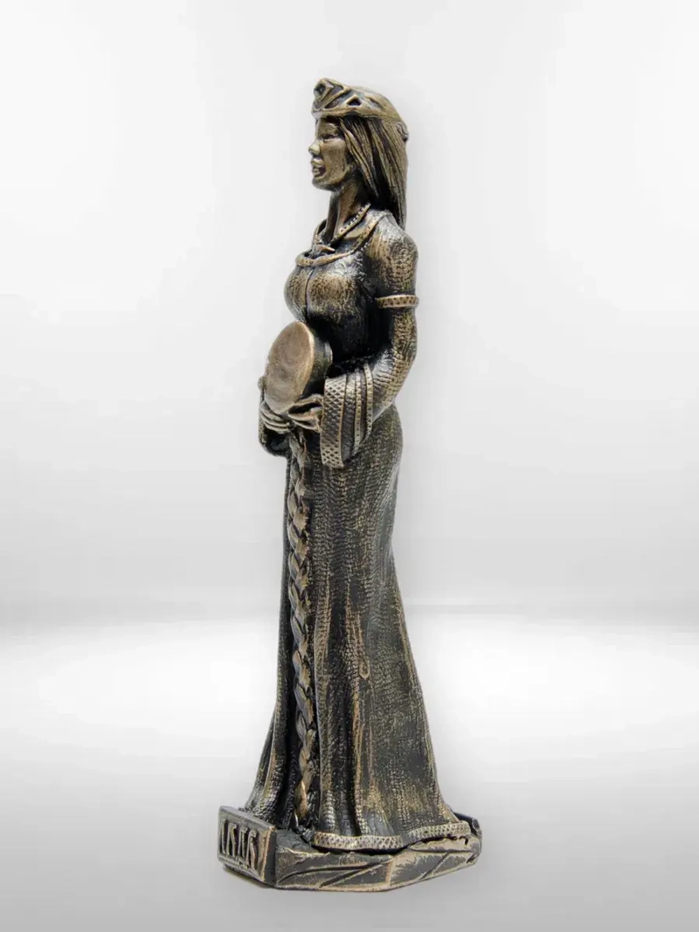 Коллекционная алтарная фигурка статуэтка Богиня Лада оберег