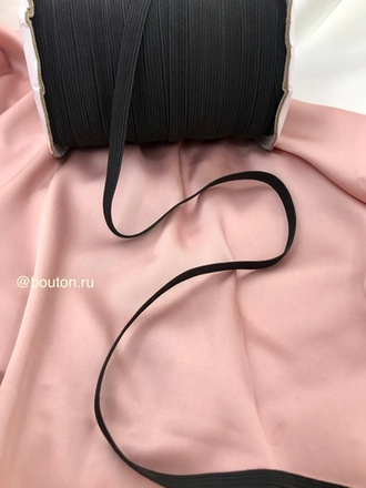 Резинка эластичная черная 1 см.