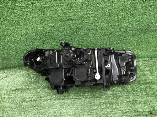 Фара левая BMW 5er G30 (2020-2023) LED