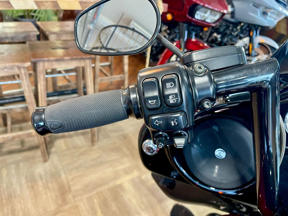 Harley-Davidson Street Glide, 2019 (Hard Candy Customs)