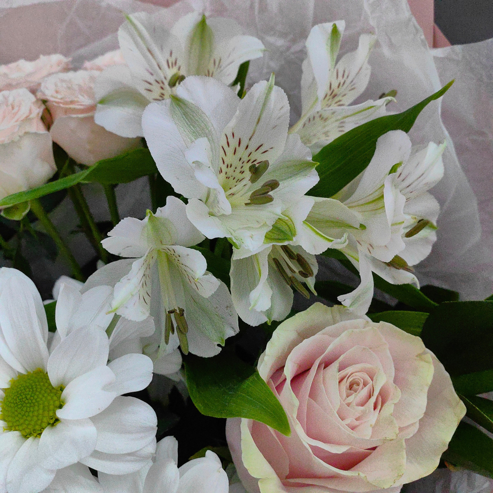 Авторский букет в розовой гамме