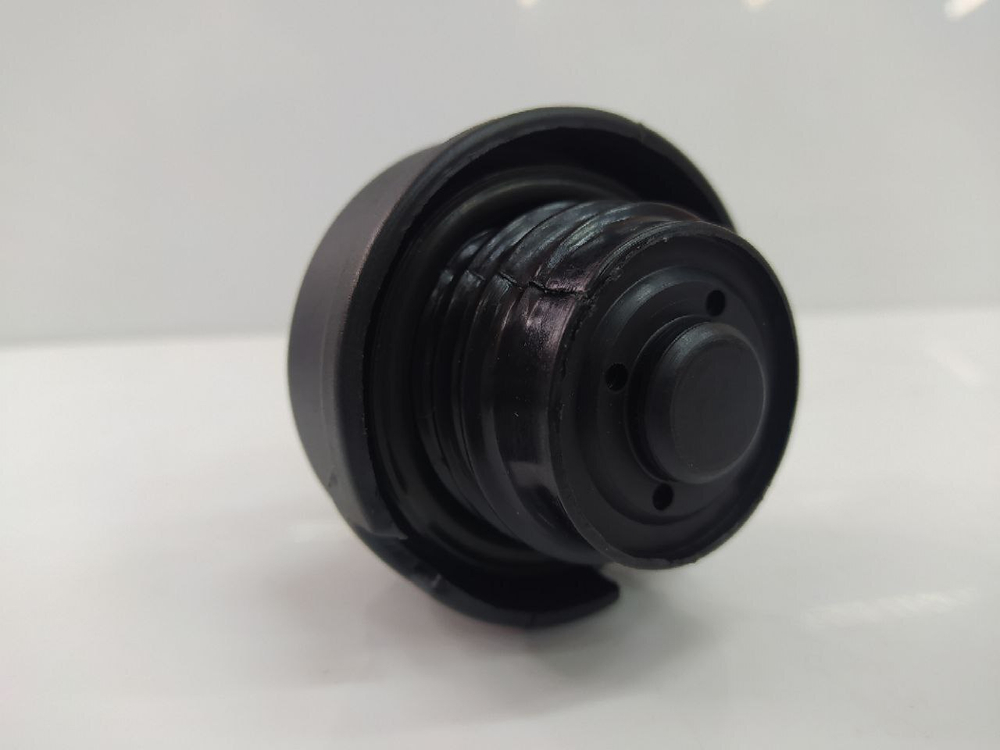 Крышка топливного бака S111103010 Chery Fora, QQ, Tiggo