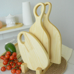 Набор деревянных разделочных досок разной формы, 3шт с подставкой