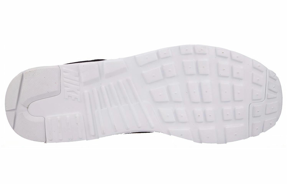 Кроссовки Nike Air Max Tavas