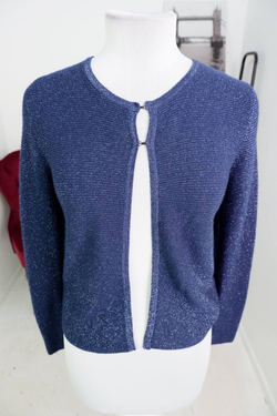 Кардиган с блестящей ниточкой, визуально на 44 размер