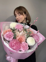 Вау с пионами