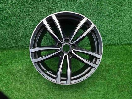 Диск литой R19 BMW 7er G11 (15-22) 647 стиль перед