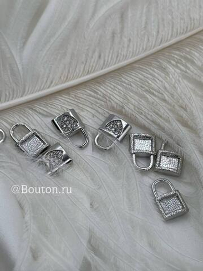 Подвеска серебристая "Замок с сердечком в стразах"